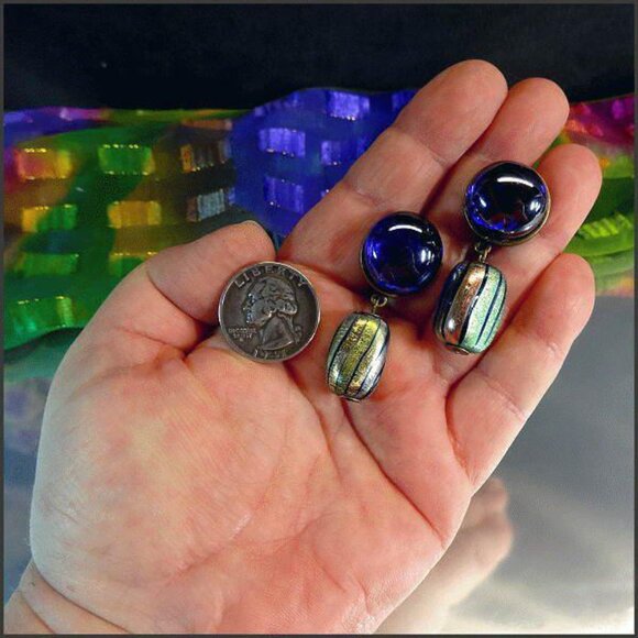 Art Glass Cobalt Electric Green Glass Italian Clip Earrings 17056 - Picture 5 of 6